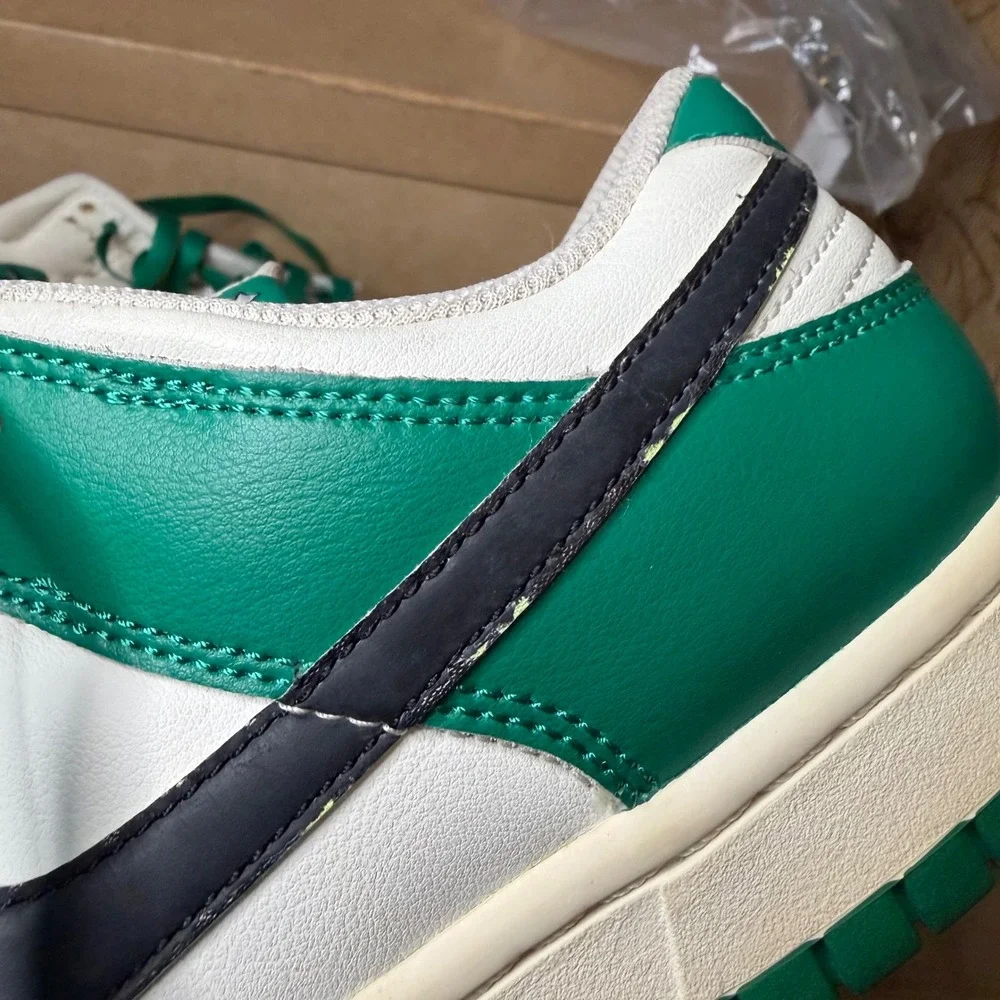 Nike Dunk Low SE Lottery Pack Malachite DR9654-100 Men's Size 9.5 No Box